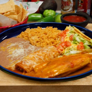 Muy Grande Combo